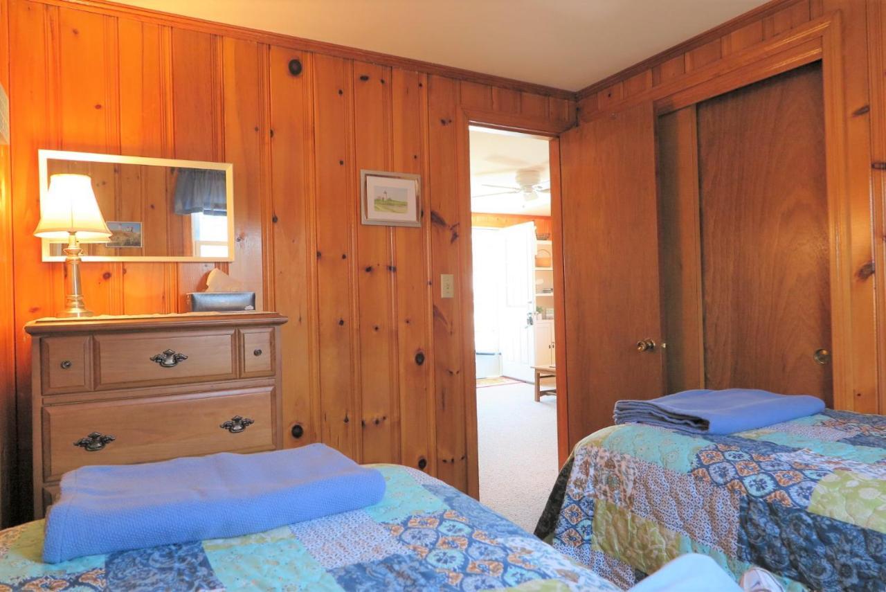 2 Minute Walk To Beach, Cape Cod Escape Dennisport Exterior photo